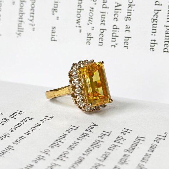 Vintage Sterling Silver Yellow Emerald-Cut Cocktail Ring Size 6 - Picture 2 of 6